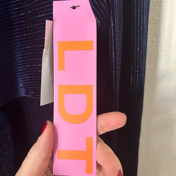 LDT DRESS - Picture 4 of 5